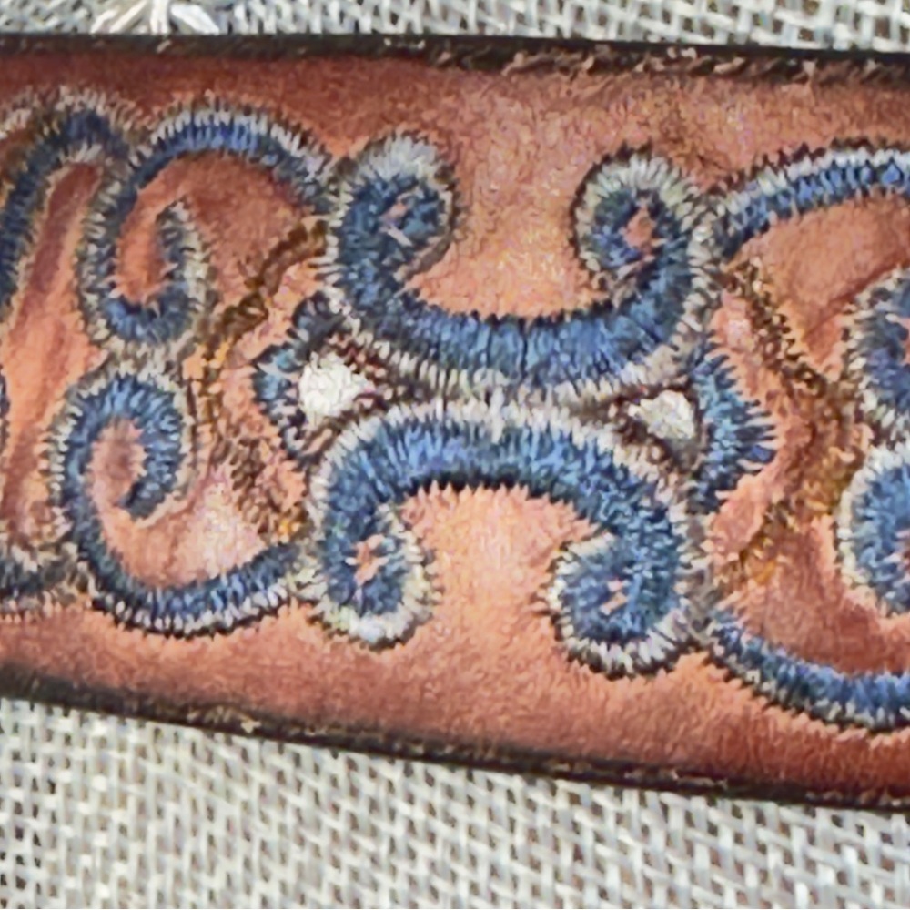 American Eagle Boho Brown Leather Belt Blue Embroidery Tie Front Tassels M/L - Picture 3 of 16